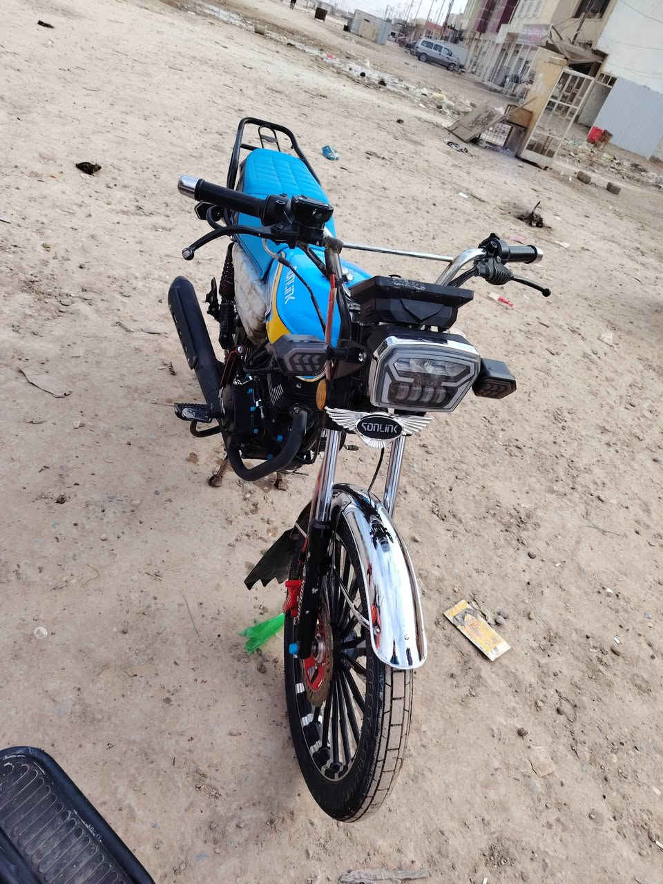 سلام عليكم دراجه موديل 2025 صار 3 اشهر من انشدت دراجه اخت زيرو
بعد احله من صور بس صفحه مابيها وكعه اي نقص مابيها 
السعر 800 بيها مجال المكان سامراء حي المثنى مكلف بل 
نشر رقم 📱 صاحب الدراجه *********** لحد ايراسل خاص ماجاوب
