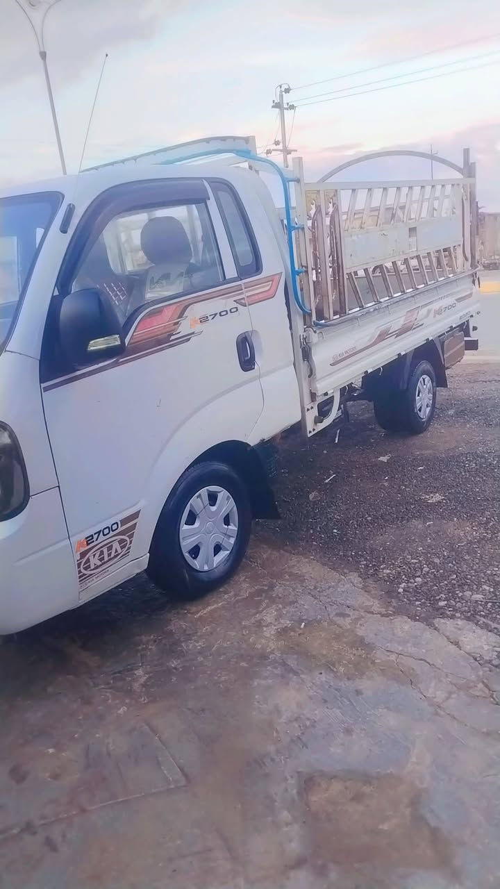 اسلام عليكم للبيع كيه موديل 2018 سياره جاهز محرك شركه ما مفتوح مسجل رقم لاماني تحويل ثاني يوم اسع 120 وبيه مجال للاستفسار على رقم الهاتف *********** المكان صلاح الدين شركاط سديره الفياض
