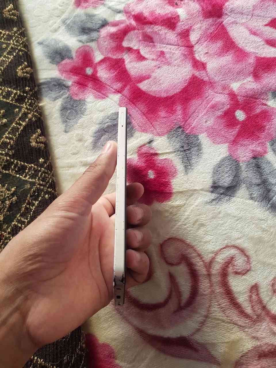 السلام وعليكوم اعده النشر البيع فقط ريلمي سي 55 ذاكره 256 رام 8 زايد 16 بطاريه 5000 بل شحن فول ببجي 60فريم الجهازشرط اي خلل مابي شاشه اصليه شرط السعر 100 بي مجال قليل، مكاني، ايمن دورت اليرموك


**إذا كنت صاحب هذا الإعلان وتريد حذفه لأي سبب، رجاءا أرسل رسالة إلى الدعم الفني**