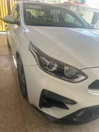 سيراتو مديل 2020 مكلف بنشر. كفاله ب137رقم الهاتف فقط واتساب مكلف بنشر0...