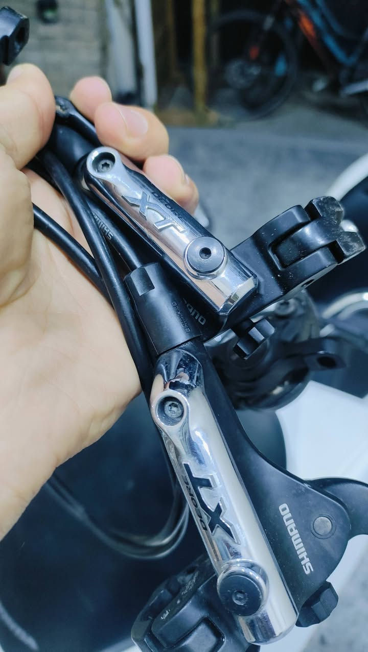 بريكات XT ياباني اصلي مختوم
السعر 100

اي استفسار (***********)
