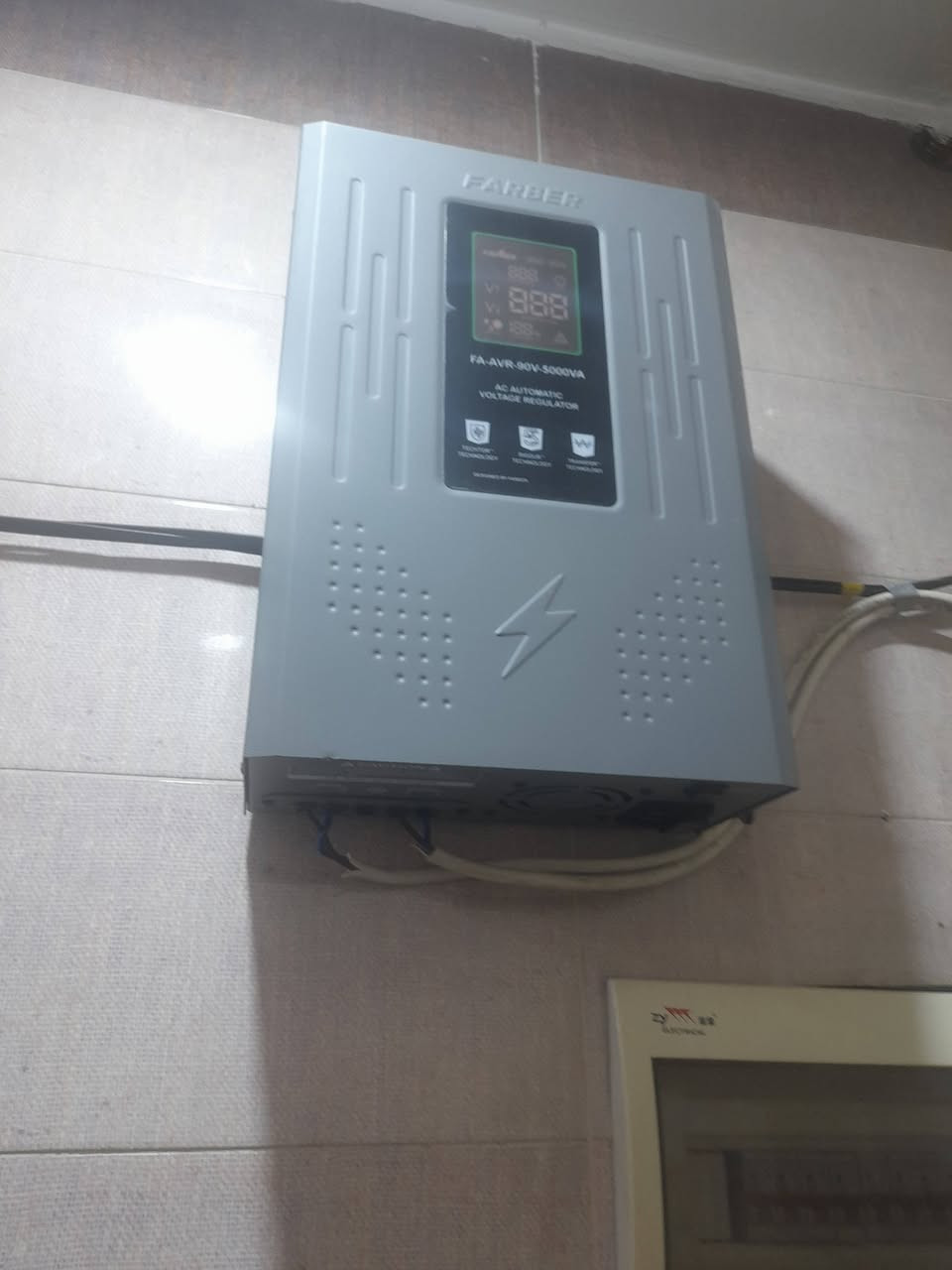 سلام عليكم
رافعه منظم فولتية فاربر
القوه5000VA
20 انبير 
سعر 130 الف


**إذا كنت صاحب هذا الإعلان وتريد حذفه لأي سبب، رجاءا أرسل رسالة إلى الدعم الفني**