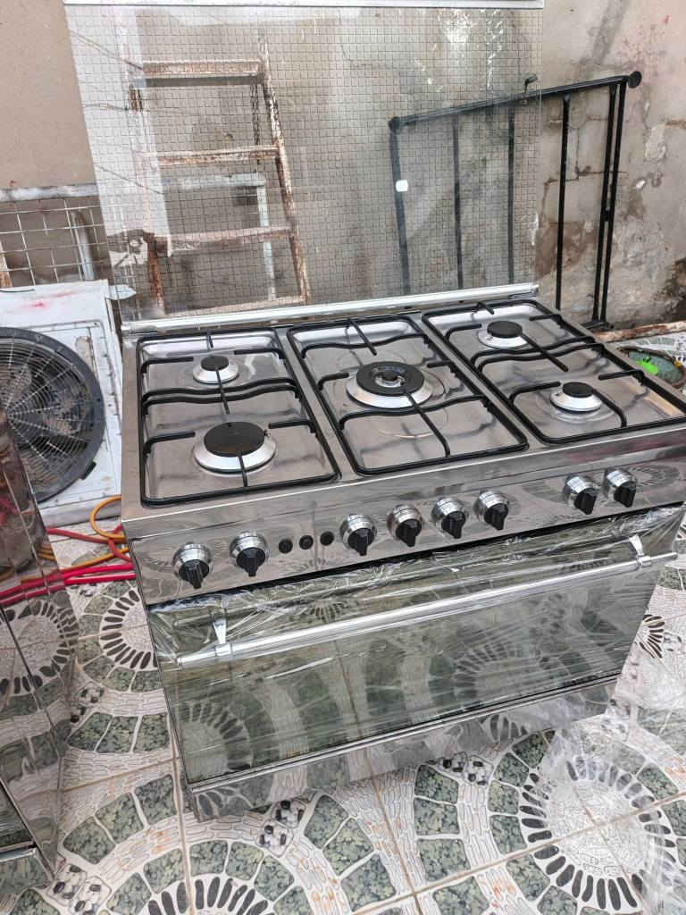 السلام عليكم ورحمه الله وبركاته طباخات للبيع مصري فريش نضيفات اخو الجديد شرط نار زركه وقويه السعر 275 الواحد وبي مجال شراي اتصل برقم‏‪0782 875 9994‬‏ مكان شاميه نزله عباس مطلب ديوانية, القادسية
