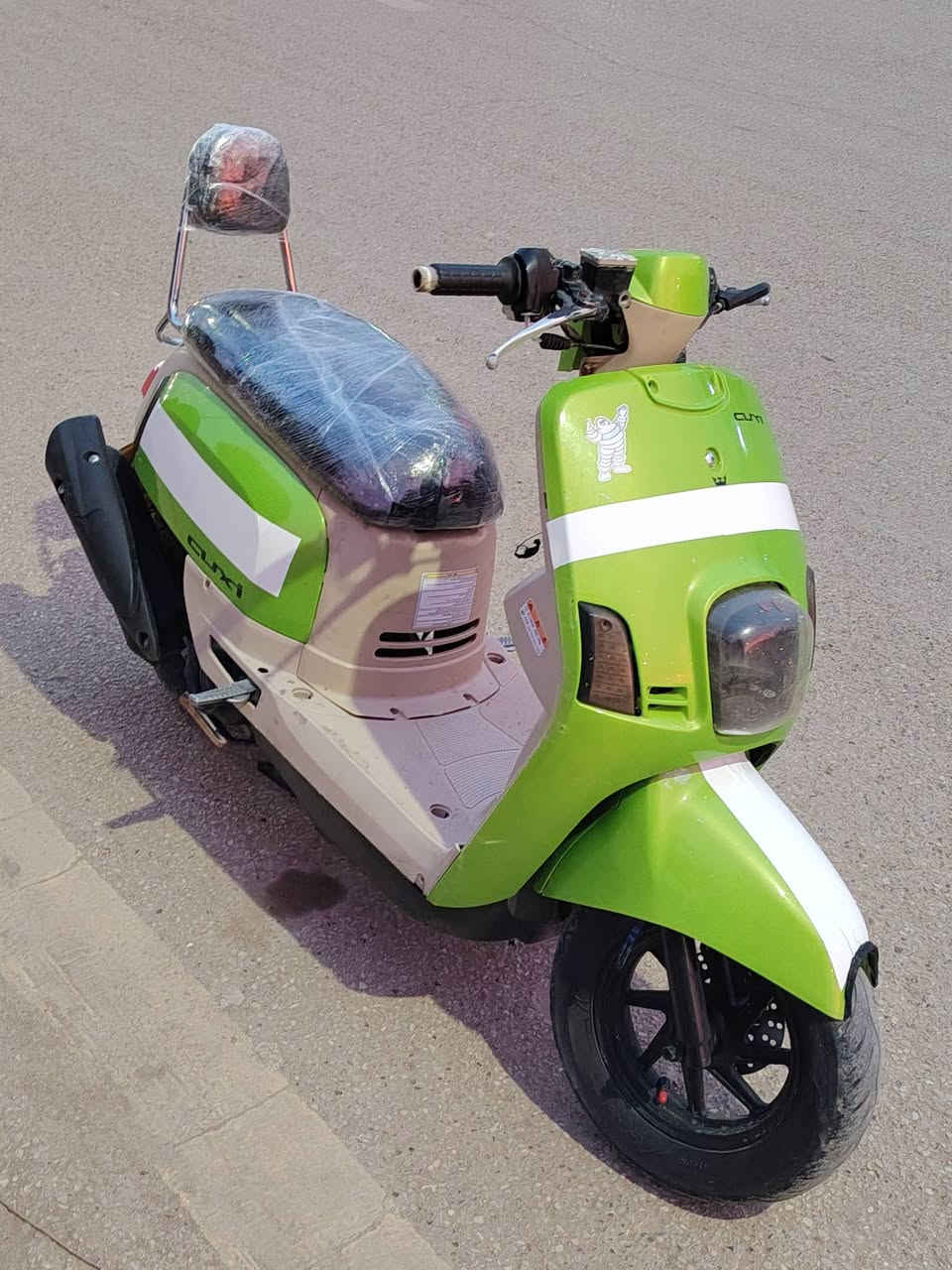 السلام عليكم بوليس كابريتر دراجه فول الفول نضافه الصور تحجي تايرات جدد صدر امامي وخلفي دراجه لونين داخل حليبي صالانصه اف ام نكره ابكل وكت وقت عليه ادامه كامله من كلجات أو كابريتر مكان ديالى بعقوبة فلكت الأمين رقم الهاتف *********** والخاص مفتوح سعر اتصل او تتدلل
