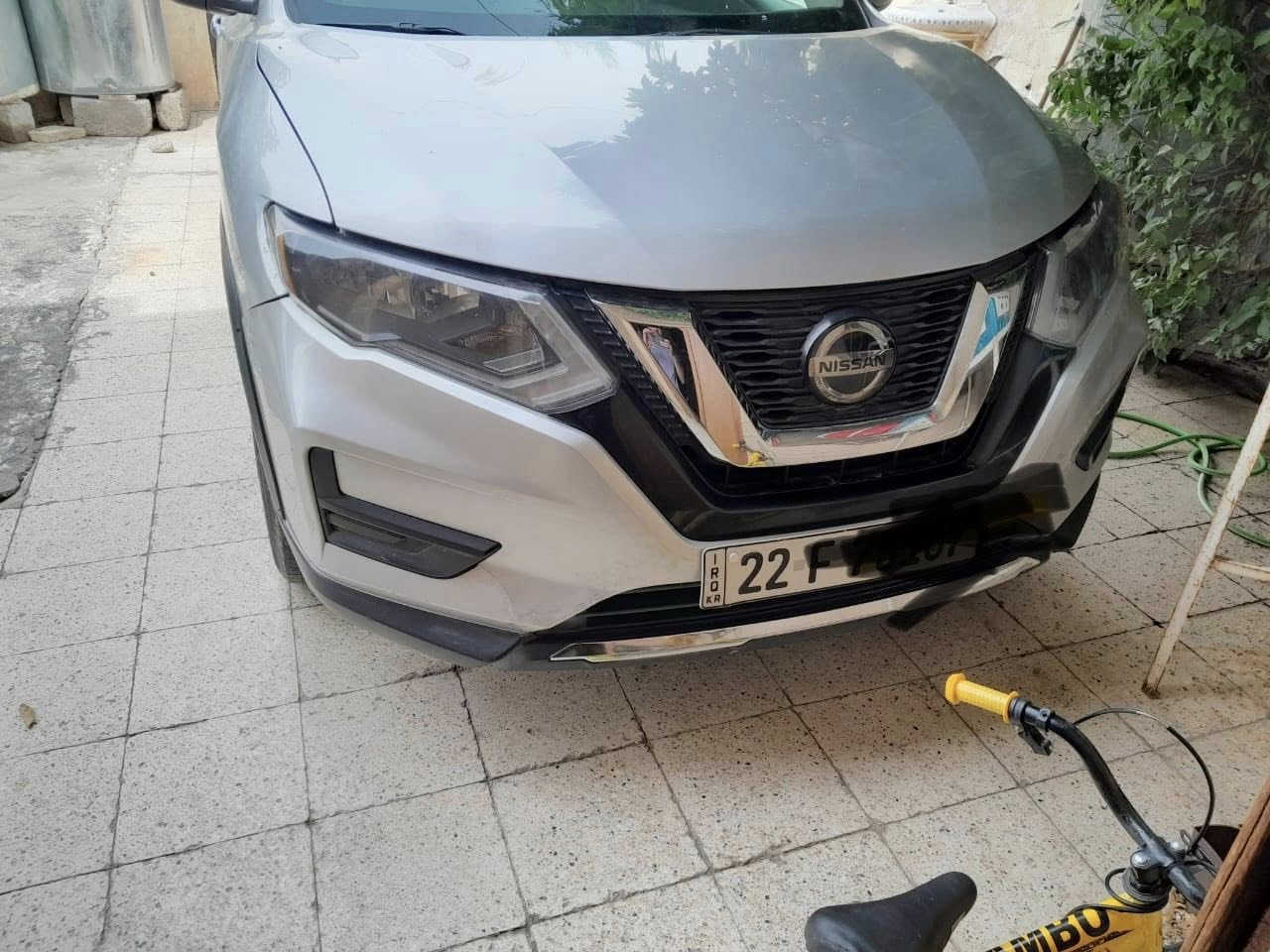 السلام عليكم 
نيسان روج 
موديل 2020
محرك 4 سلندر 2500
الضرر باب سايق وجاملغ وشبر بونيد صبغ 
ماشيه 90 ميل
سياره مابيها اي نقص 
رقم أربيل جديد بسمي
السعر 175 بيها مجال قليل
مكان السياره صلاح الدين 
‭٠٧٧٨ ٢١٣ ٣٢٢٣‬ ‬
