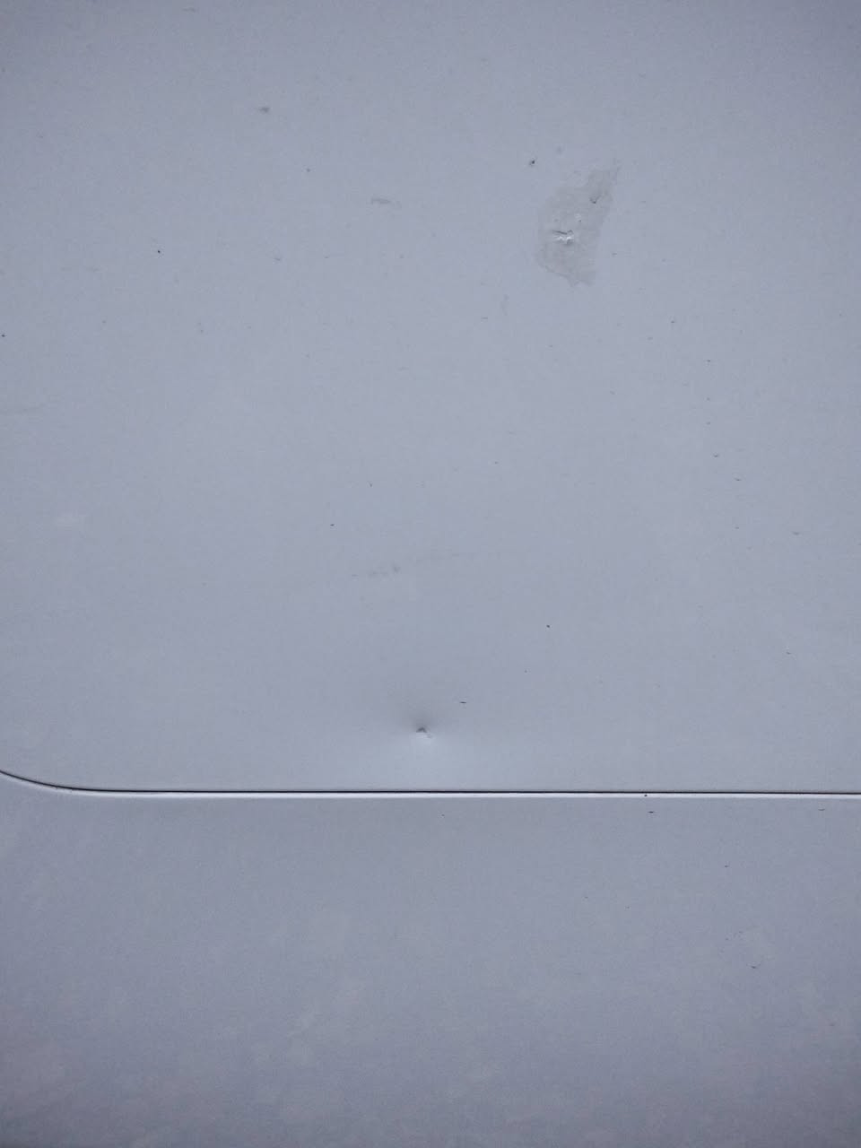 سني للبيع  مكفوله ما عدى هاي الملاحظات وماشية 53 الف موديل 2024 السعر 17 مليون وباسم شركة الجوهرة البنوك  للاتصال على الرقم ***********
