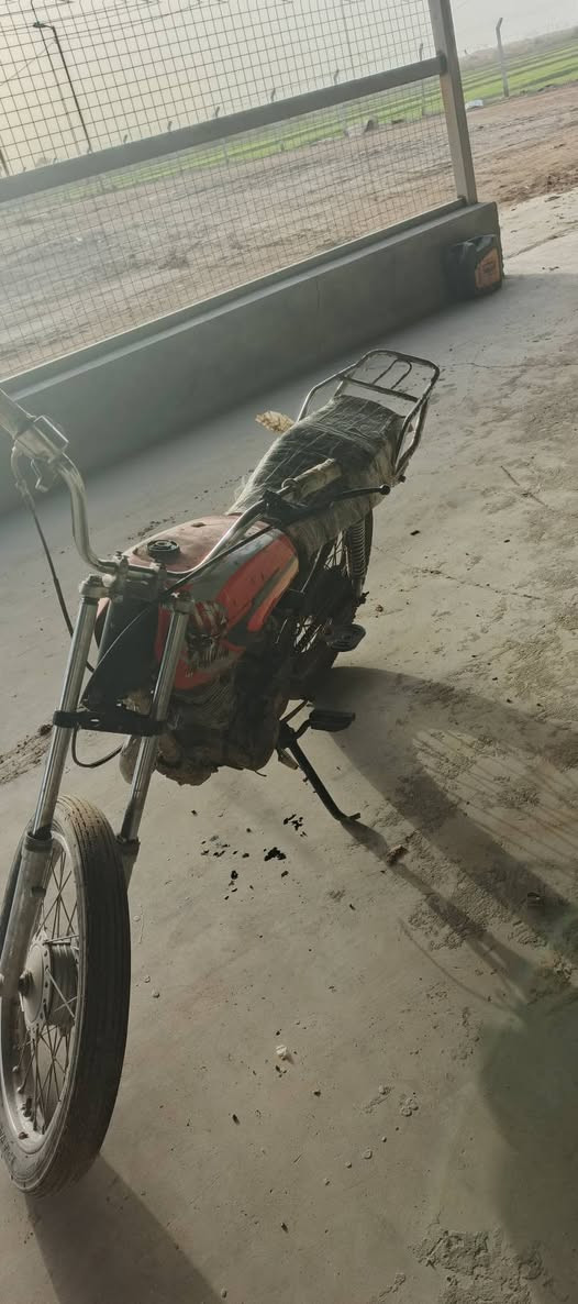 السلام عليكم درجة كلك 2017 السعر 150 الف وبيهاا مجال المكان واسط العزيزيه مشروع عويد اتصل عليه مامتواجد ع الفيس ***********
