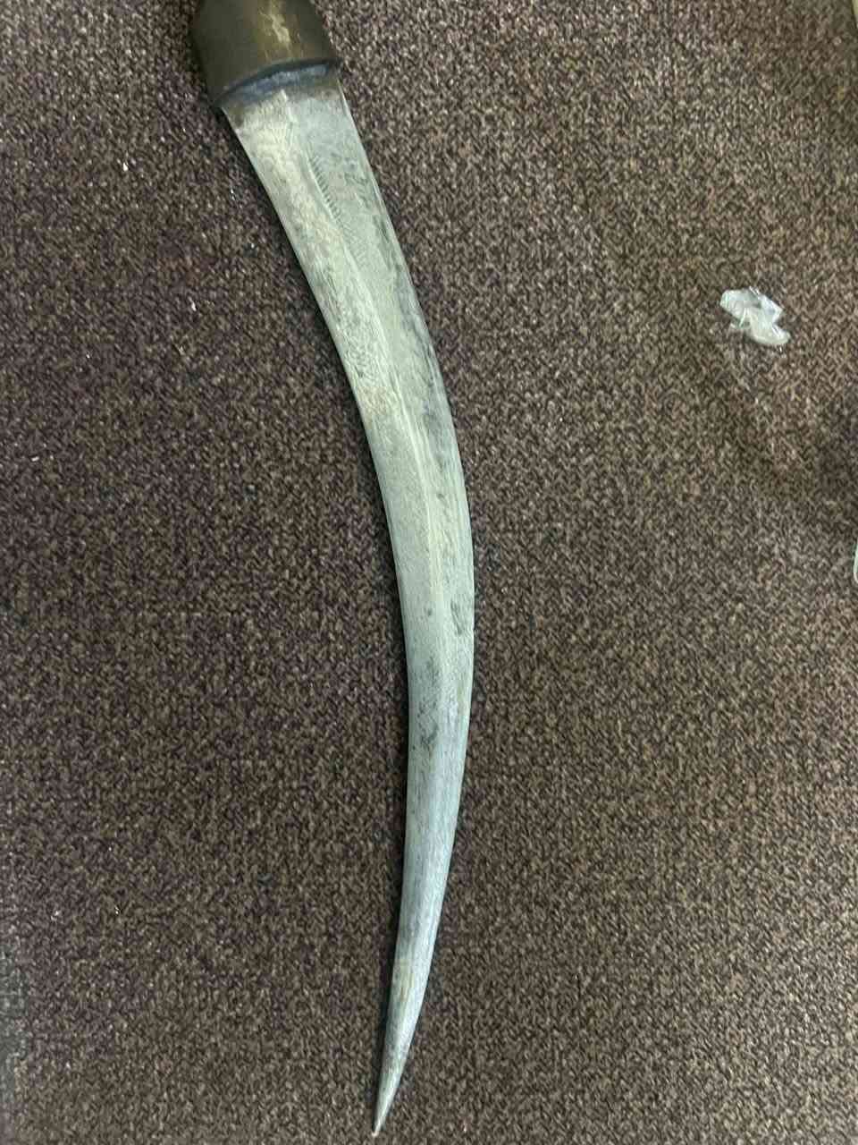 خنجر عمره فوك100سنه فضه داخل وخارج


**إذا كنت صاحب هذا الإعلان وتريد حذفه لأي سبب، رجاءا أرسل رسالة إلى الدعم الفني**