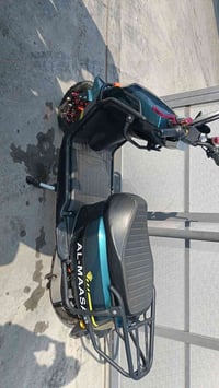 دراجة شحن نوع الماس للبيع ٦ بطارية بعدهن ع وضع الشركة  لون مميز وگشر ن...