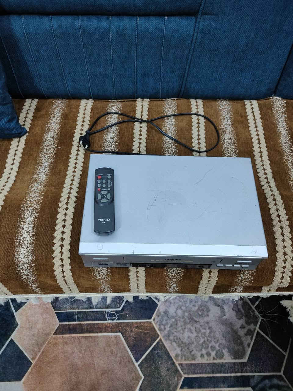 فيديو توشيبا شغال فول صورته دمعه سعر 65 مع التوصيل


**إذا كنت صاحب هذا الإعلان وتريد حذفه لأي سبب، رجاءا أرسل رسالة إلى الدعم الفني**