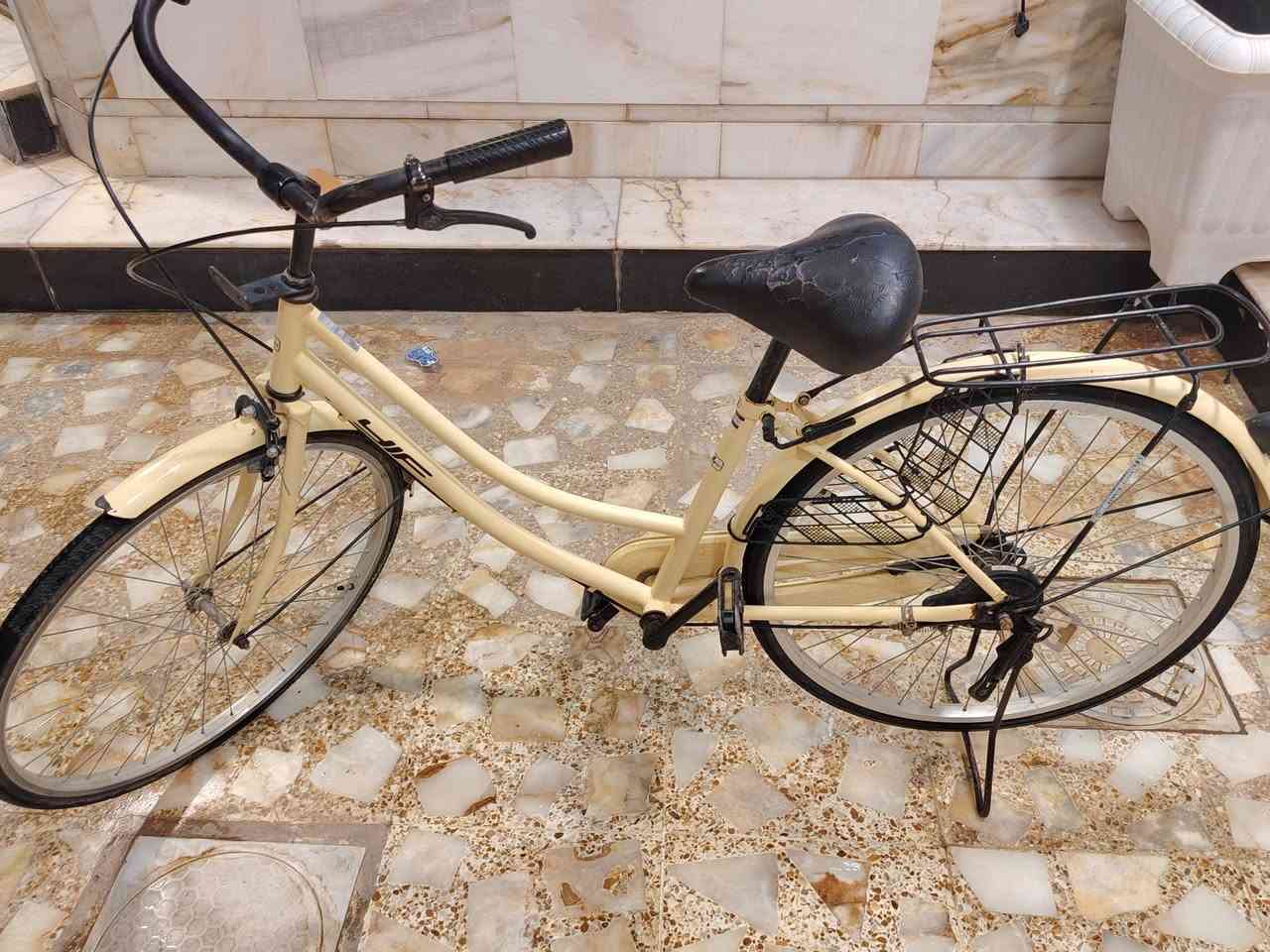 السلام عليكم  باسكلات بطه للبيع  قياس 26  سعر الترابي 85
وسعر النيلي 70


**إذا كنت صاحب هذا الإعلان وتريد حذفه لأي سبب، رجاءا أرسل رسالة إلى الدعم الفني**