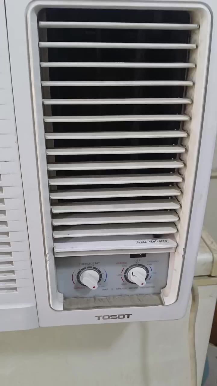 سلام عليكم مكيف توسوت اصلي بلادي على وضع الشركه مكاني بغداد الكرخ الشعله ***********
