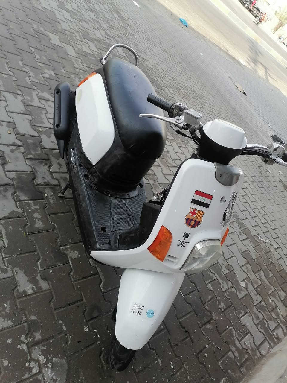 بوليس مصطره كابريته البيع سعر 1250 كفاله عامه ما مفتوح اي نقص ما بيهي العنوان البصرة شط العرب قرب مدرست البيارق رقم تواصل ***********+***********
