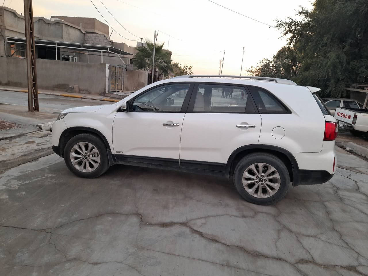 سورنتو موديل ٢٠١٤  محرك ٦  رقم سليمانيه مكفوله من الضربه والصبغ والتعديل والبارد سنويه الى ٢٠٢٩ مكان السياره كركوك رقم الموبايل ***********
