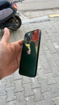 آيفون 13 • ٢٥٦ • بطارية ٧٧٪