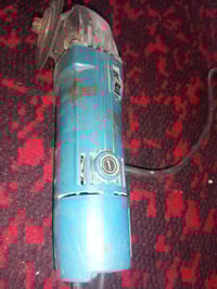 ورحمه الله وبركاته كوسره ماكيتا الاصلي مال مؤسسه للبيع  السعر 100 الف ...