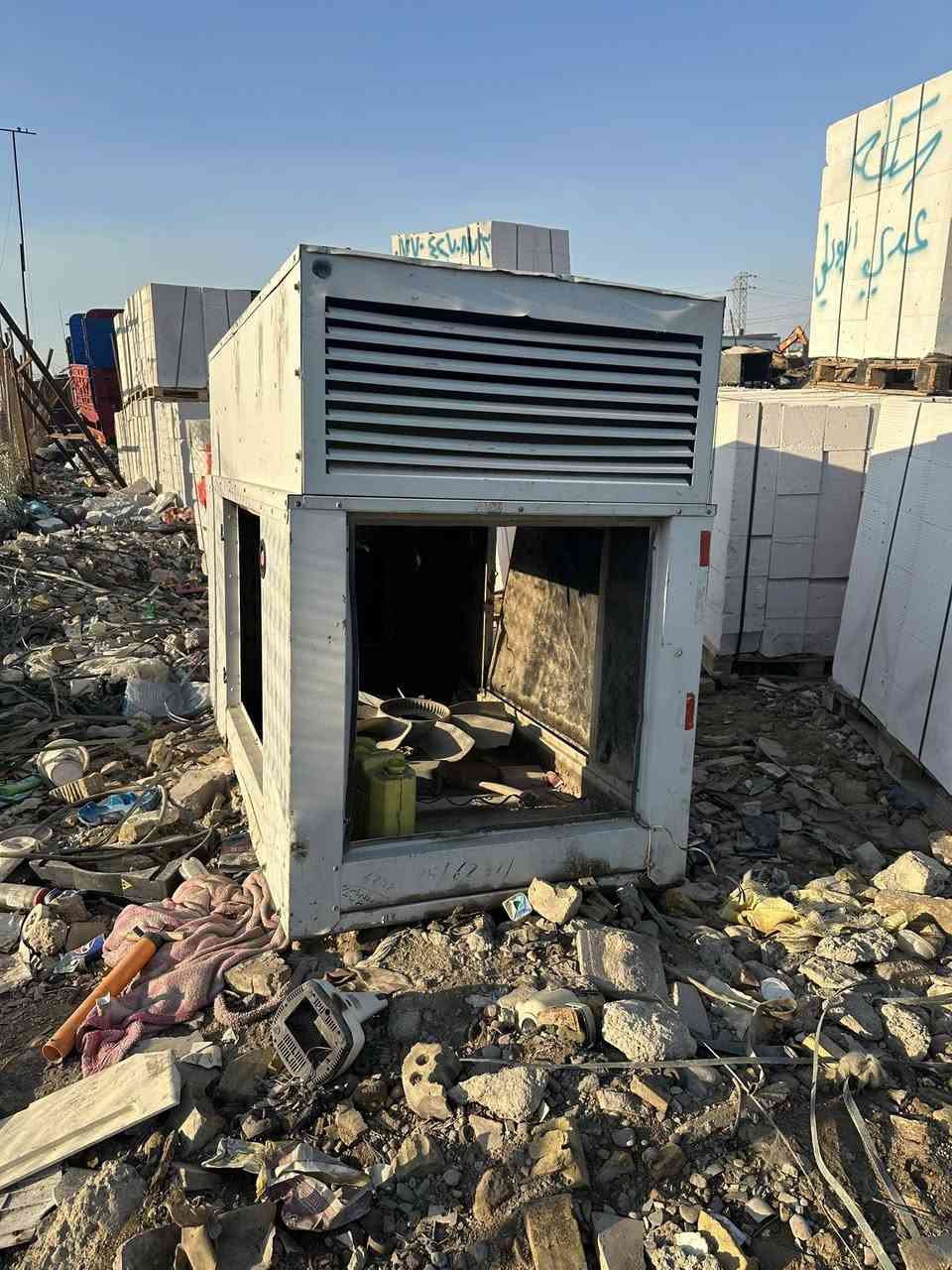 سلام عليكم كاتم دويز البييع مكاني بغداد ***********
