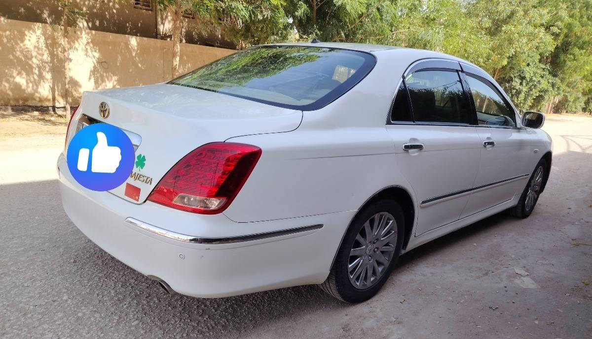 ماجسته 2005 ادوات كصة الجنطه سياره جديده فوول مواصفات واحد على واحد عدا الفتحه جوبلس حساس امامي وخلفي رادار برده خلفيه
السعر ٤٨
***********
