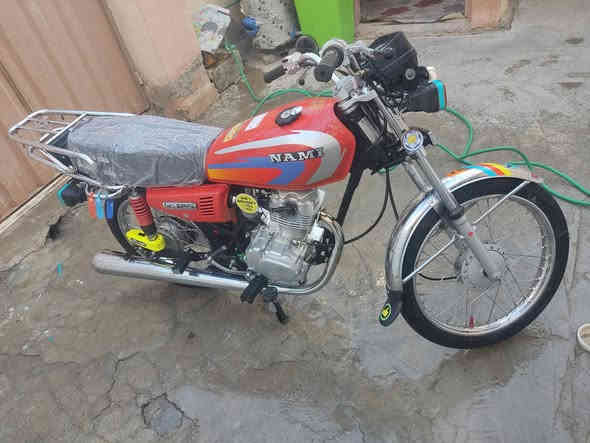 سلام عليكم ماطور ايراني شلامجه فافون صفح للبيع أوراقه موجوده بس اني ابيع كلك لئن وصل بل اوراق يختلف السعر 700 قفل قفل قفل ***********
