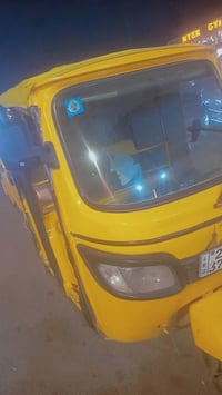 تكتك نوع TVS   موديل 19 تكتك خير من الله مرقمة عنواني بغداد الزعفرانية...