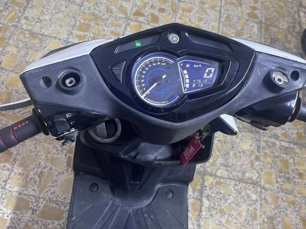 سكنس لد ياباني للبيع دراجة. نضافة 99‎%‎
مكاني بغداد الجديدة 
***********
 دراجة مناقصه أي شي. كله شغالة 
الدراجة. رايده ب11 ونص
