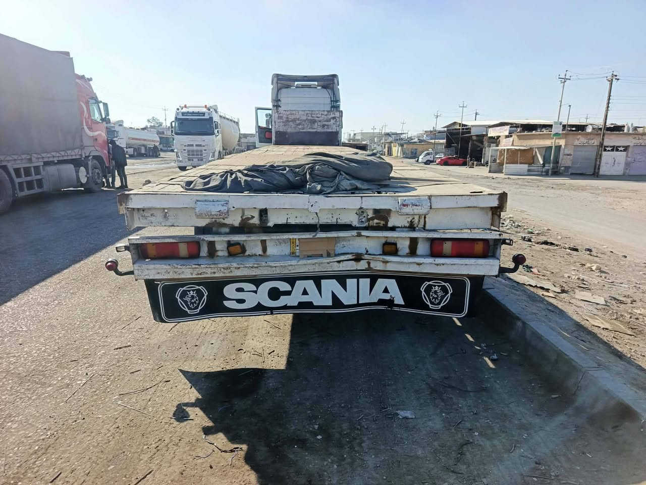 السلام عليكم عربانه اوربيه مزوج ١١ اربع محاور من دون فصخ وربط مكفوله من كسر رقم صاحبه *********** اني مكلف بل نشر السعر 40 ورقه وبيه مجال
