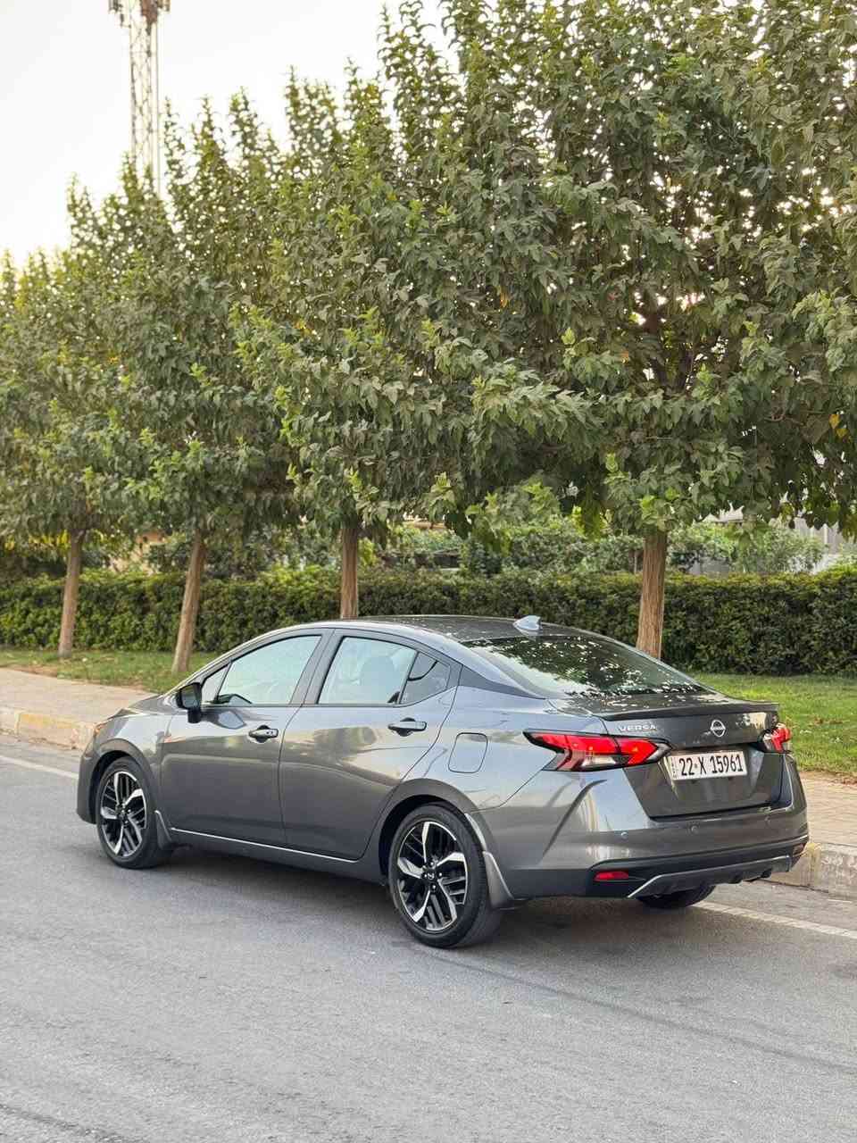 نيسان فيرسا ٢٠٢٣
١ قطعه صبغ بونيت بدون دواخل 
الشان صفحه السكن كلير بدون دعم بدون صبغ
باب السكن تعديل خفيف ع بارد
السياره ماشيه ٤٠ الف كيلو متر 
مواصفات SR فول الفول بدون فتحه 
السعر (١٣٠$) ومجال 
***********
