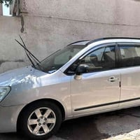 سيارة كيا راندو سبعة راكب ( 7 راكب ) 2008 رقم انبار دولي الجديد ،، الس...