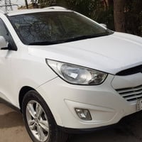 توكسان موديل١٢  شمالي خليجي ماشي ١٧٤ الف  بغداد الرصافة ٠٧٧١٢١٥٢٣٩٧