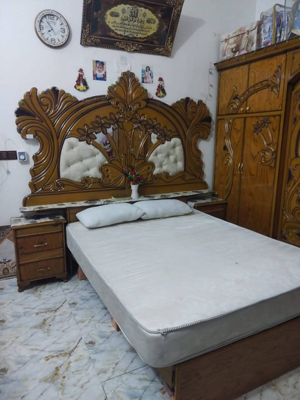 غرفه كامله للبيع كنتور+زاويه+ جربايه+ميز قطعتين+دوشك الجربايه يعني كامله وبسعر مناسب مستعجل عليها
غرفه كامله للبيع كنتور+زاويه+ جربايه+ميز قطعتين+دوشك الجربايه يعني كامله وبسعر مناسب مستعجل عليها 
*********** هاتف
