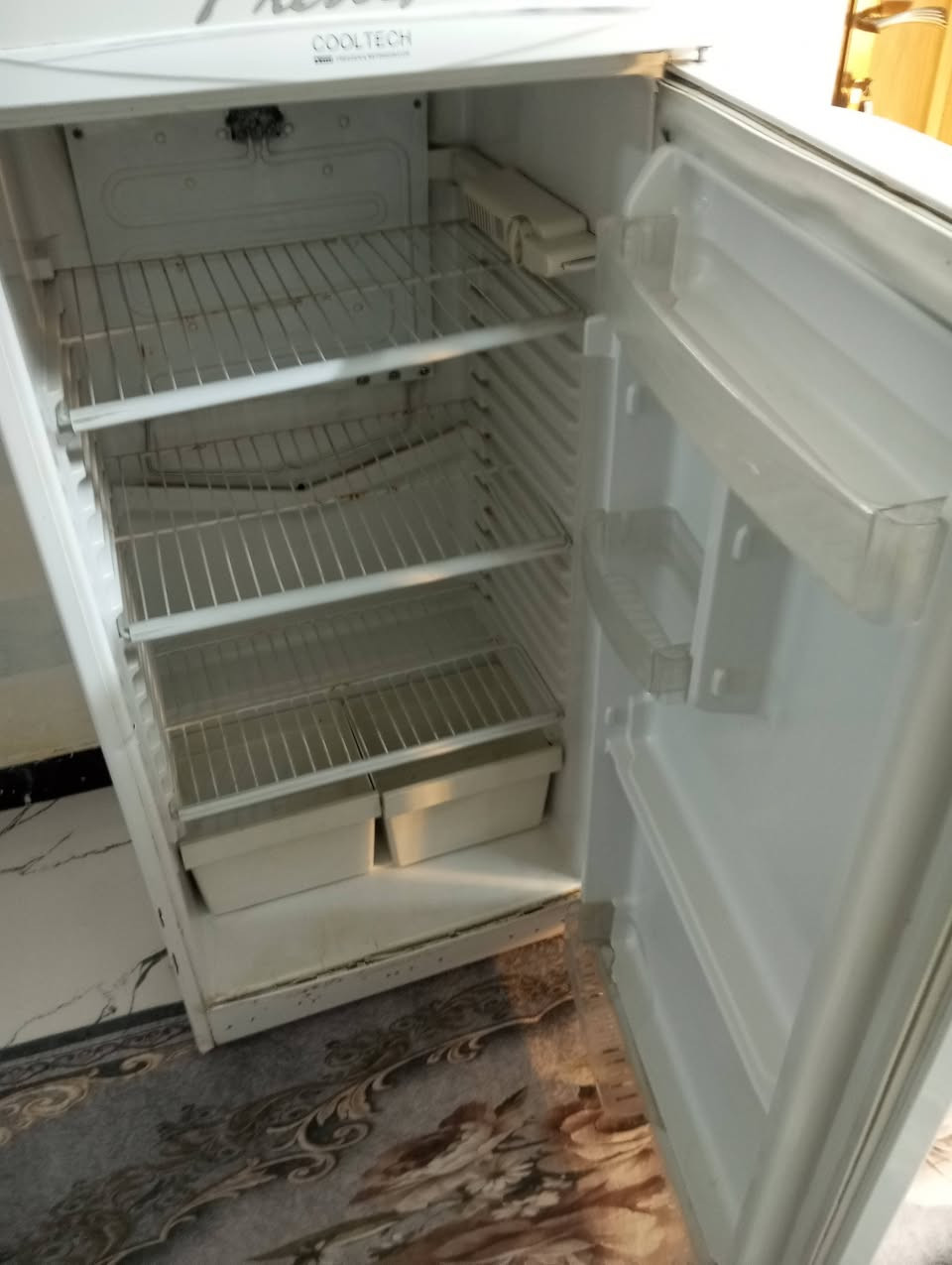 ثلاجة مستخدمة امانة الله شغالة وثلج طويلة سعرها 150الف وبيها مجال بسيط الي يريدها  ويراسل بدون توصيل بغداد الصابيات شارع 100


**إذا كنت صاحب هذا الإعلان وتريد حذفه لأي سبب، رجاءا أرسل رسالة إلى الدعم الفني**