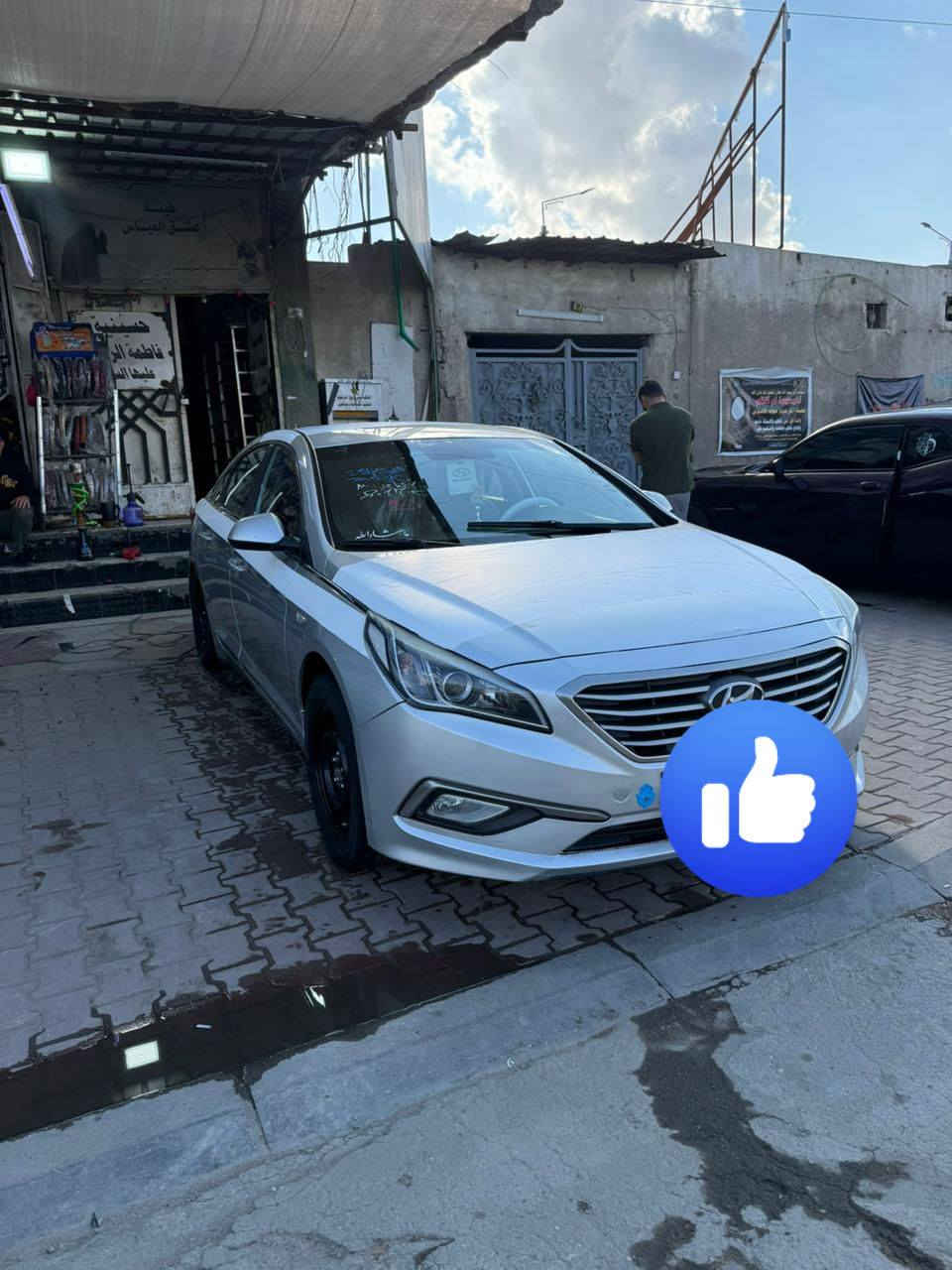 سلام عليكم سيارة سوناتا للبيع ادوات ادوات موديل  17  غاز  مكاني بصرا كارتون السيارة السعر 53 وبيهة مجال ***********
