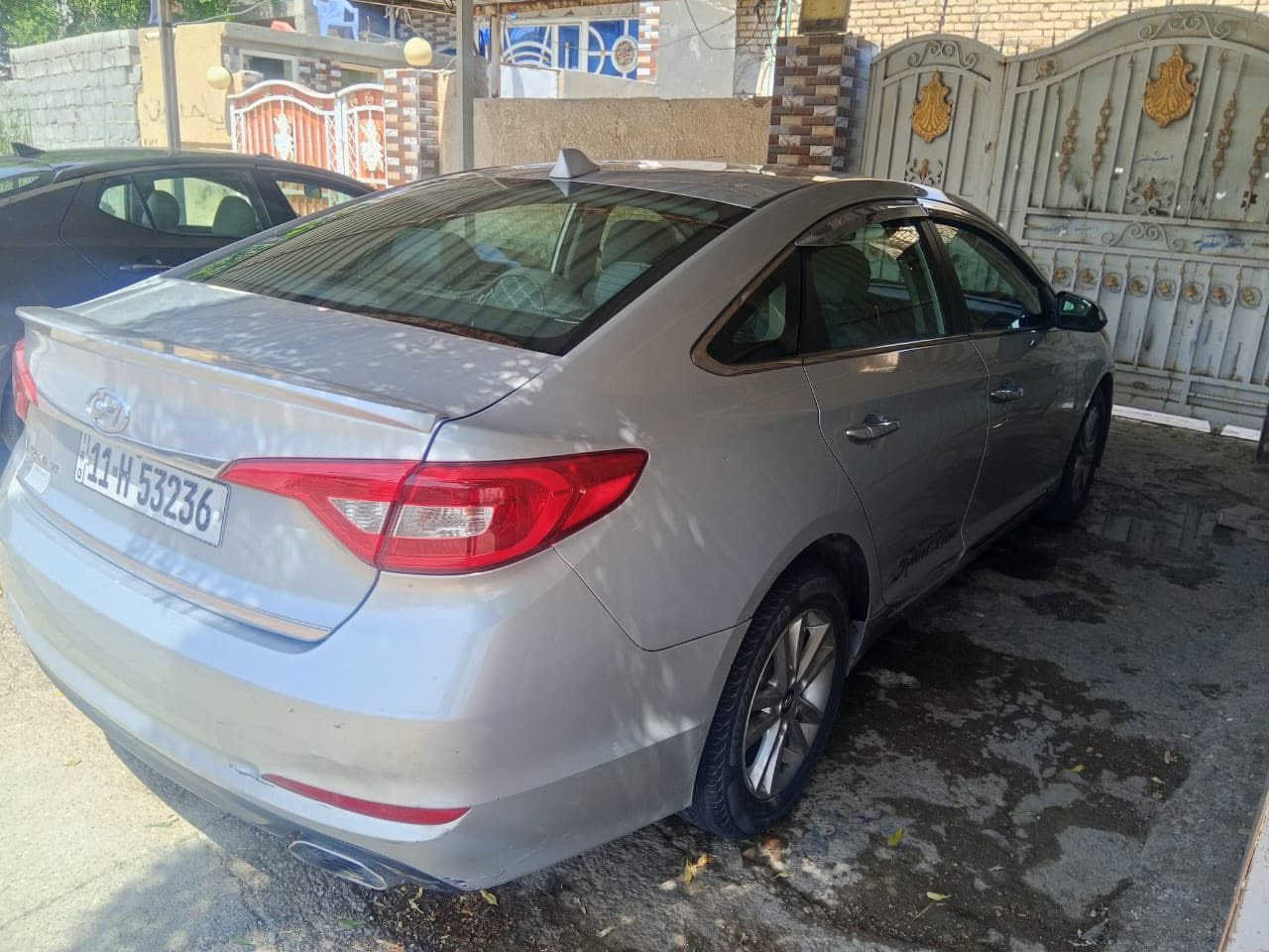 سوناتا موديل 2017
وارد امريكي بنيد وجاملغ فقط تبديل

جهازة من كل شيء

رقم بغداد بسمي 

مكان السيارة واسط 

سنوية وهزه جديدة

 السعر 98 وبيها مجال 

***********

‭***********‬
