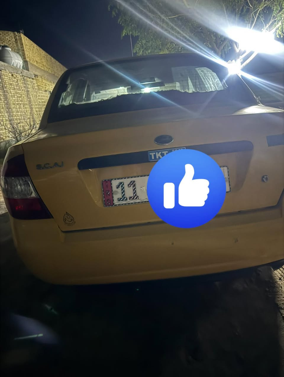 السلام عليكم طيبه ٢٠١٥
لسياره جاهزه  تجي وشوف بعينك  سنويه لل٢٧ كير ومكينه مكفولات والسياره كبال عينك السياره احلى من الصور ٤٠ وبيه مجال التصال على الرقم ***********
