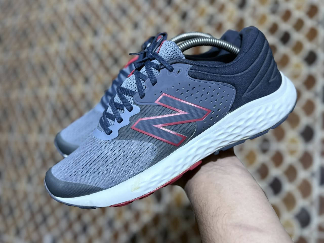 نيو بلنص
قياس 45
يلبس اقل
نضافه فول
يوجد توصيل


**إذا كنت صاحب هذا الإعلان وتريد حذفه لأي سبب، رجاءا أرسل رسالة إلى الدعم الفني**