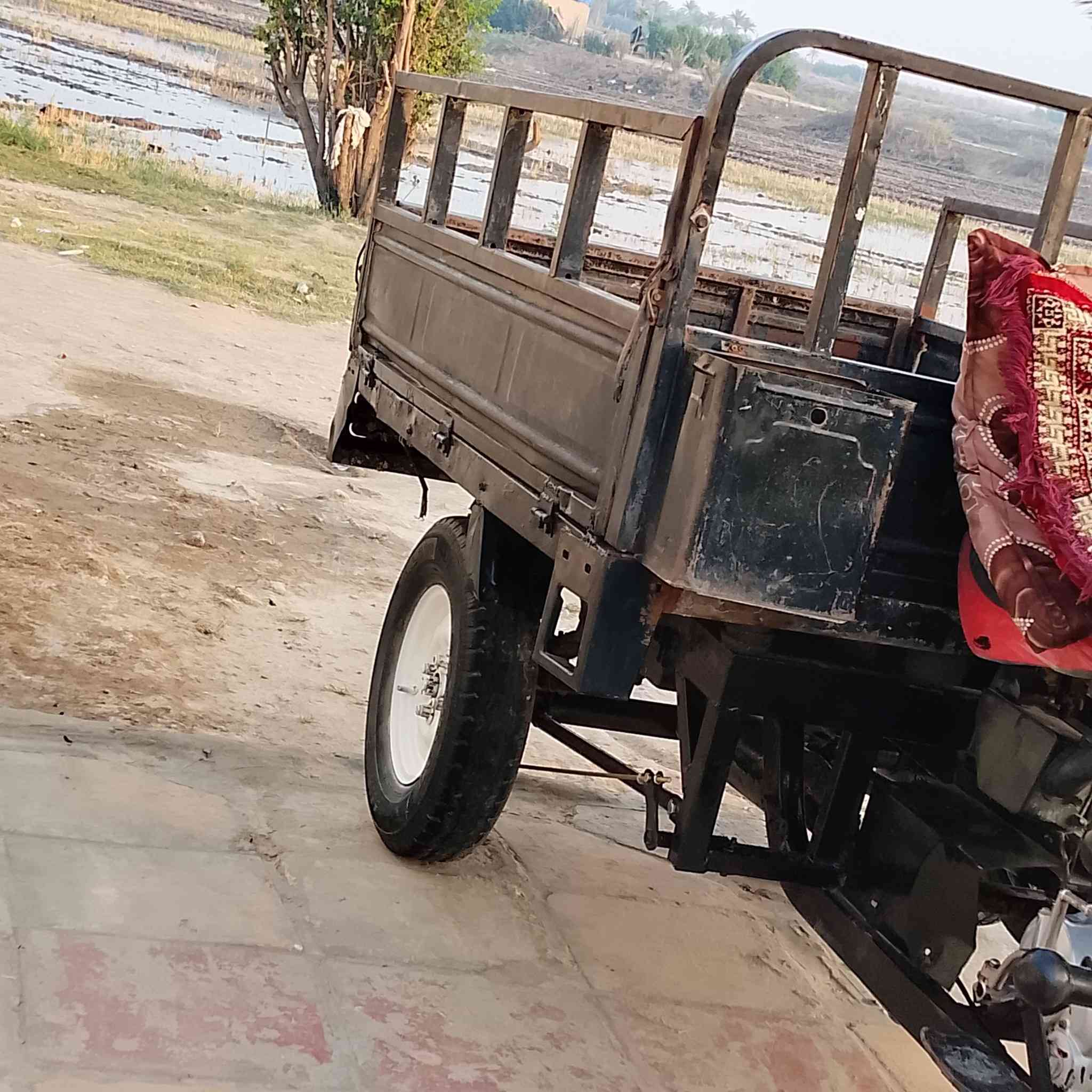 للبيع ستوته كلك مكفوله من كلشي محرك جديد السعر 650 المكان غماس


**إذا كنت صاحب هذا الإعلان وتريد حذفه لأي سبب، رجاءا أرسل رسالة إلى الدعم الفني**