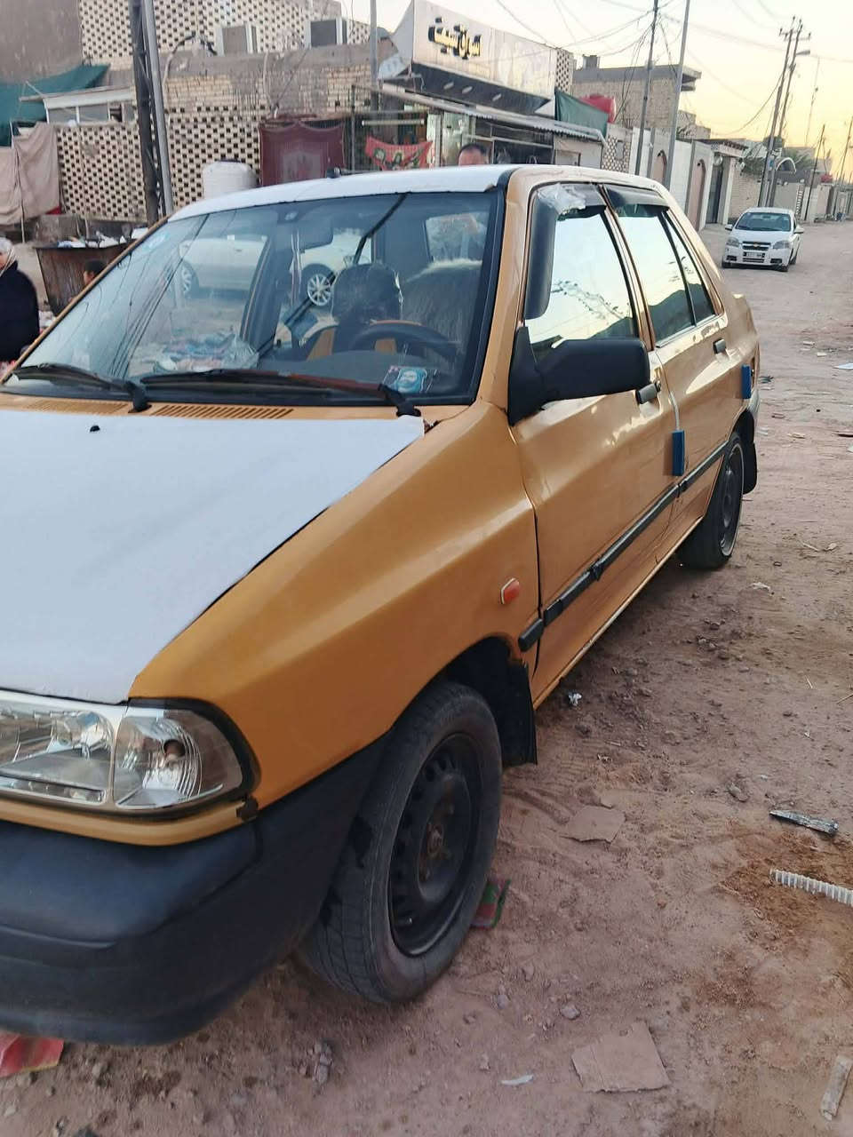 السلام عليكم سياره سايبه للبيع او مروس حسب قناعه بيه جاملغ فقط بي تعمير موديل 2016 السياره بسمي رقم كربلاء سياره حلو ما عايزه برغي شوكت ما تريد اروح ادورلك السعر 33 وبيه مجال مكاني نجف بل كوفه خلف مسلم ابن عقيل ***********
