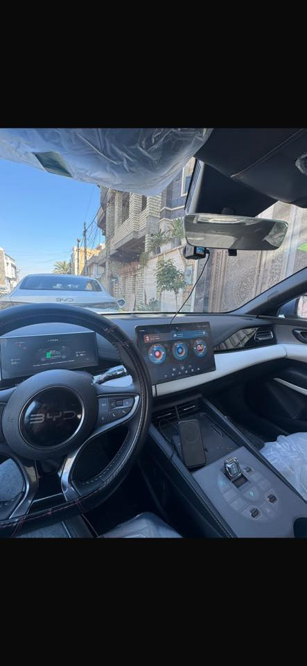 السلام عليكم sel6 لون بلو بيري رقم بغداد ماشية 3500km وقابلة للزيادة مواصفات المعروفة بصمة كشن كهرباء داخل ابيض ملكي اشاير مري شاشة كبيرة بطارية كبيرة 100km  مكفولة من كلشي عنوان بغداد حي القاهرة للاستفسار *********** . ملاحظة مكلف بالنشر اي شي تحتاج اتصل على ابو السيارة مباشرة
