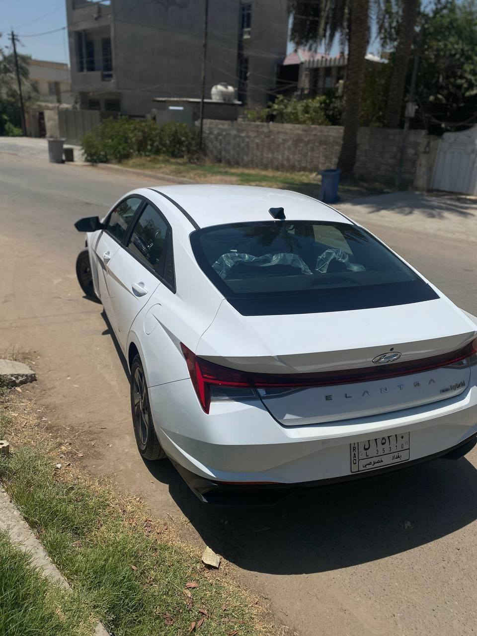 السلام عليكم ورحمه الله
هيونداي النترا 2023 هايبرد
وارد امريكي

ضرر امريكا فقط بنيد و مبدل نفس اللون
وهنا صار بيها شويه صبغ باب السايق من جوه و بالجنطة اصبعين
مكينة ١.٦ مع محرك كهربائي
ماشية ٤٥,٠٠٠

رقم بغداد

السعر ١٥٥ ورقه 

المواصفات 
رادار امامي بالدعامية اوتو بريك 
رادار جانبي تحديد المسار
رادار خلفي نقطه عمياء
تحذير من التصادم الامامي و الخلفي
قيادة ذاتية
بصمه 
تشغيل عن بعد 
شاشة كار بلي لاسلكي
سايد بريك بصمه
مود درايف 
تبريد شاشه منفصل
تدفئة كشنات 

بغداد / الغزالية 
هـ / ***********
