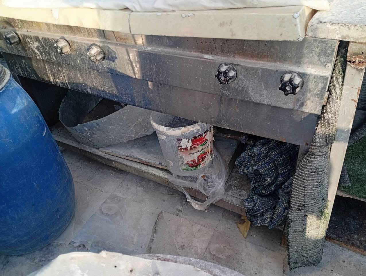 طباخ ست عيون سنستيل اصلي قياس متر ونص في متر 
رايدة ب 300الف للتواصل واتساب***********
