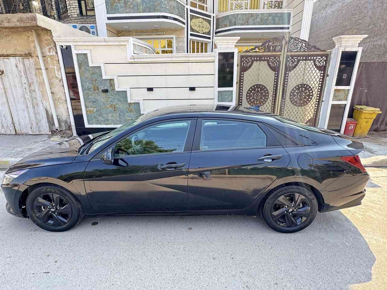 السلام عليكم
النترا 2022 

مواصفات عادية / بصمة 

مكينة 2000

ماشية 68 الف 

الحادث موضح في الصور 

بيها حالوب بسيط في بغداد

رقم بغداد بأسمي

السعر /135 

العنوان / بغداد العبيدي 

الرقم / ***********
