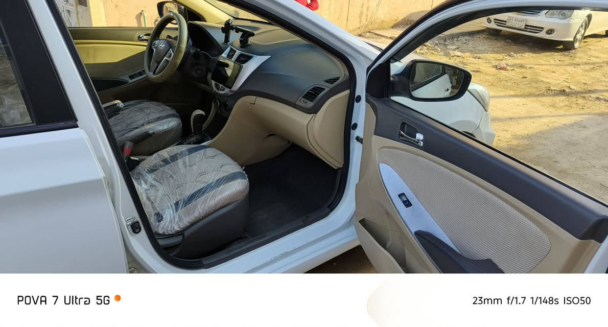 السلام عليكم اكسنت ٢٠١٢ فول مواصفات عدة الفتحه ٥ ويل كب ظررها ربع جاملخ وربع بوند مسويلها ادامة كامله ماناقصها كل شي اني صاحبها سنوية جديدة وهزة جديدة شرط التحويل  سعرها ١٠٨ للاستفسار الاتصال على الرقم ***********
