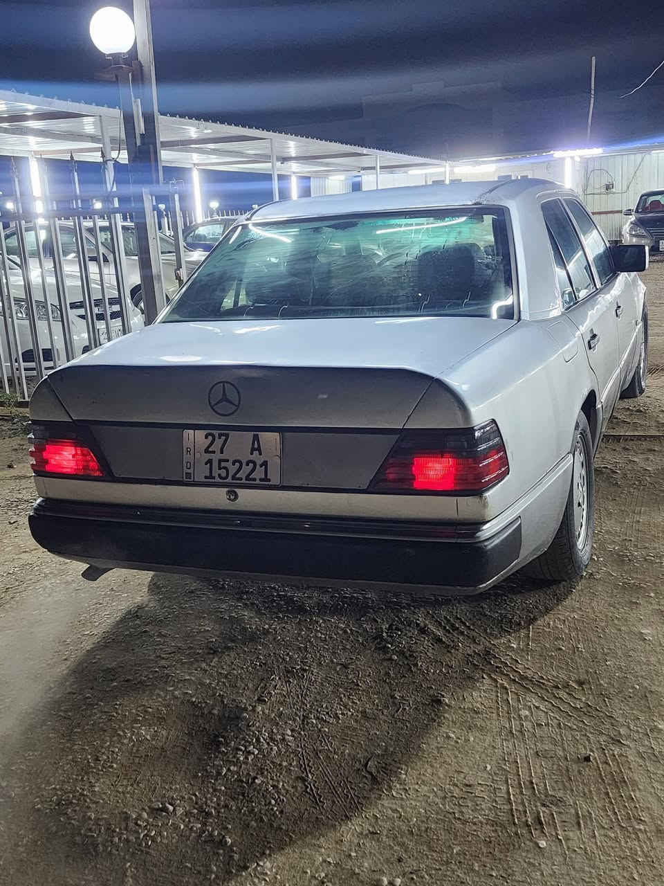 مارسدس دب 85 لبيع السعر 43 
مكينه ثنين ونص حلوه سياره جديده مال جناي رقم نكليزي 
تحويل مباشر مكاني نجف الاتصال ***********
