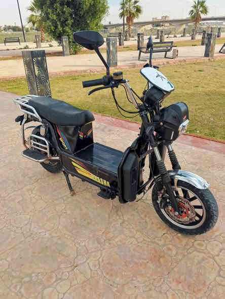 دراجه نوع جبلي للبيع سعر 425 وبيه مجال للشراي بطاريات يقرن 10 بس وحده تقره 7 كهربايات شقاله للستفسار ***********. ***********
