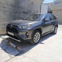راف فور XLE بريم • ٢٠٢١ • عداد ١٠٠٠٠٠