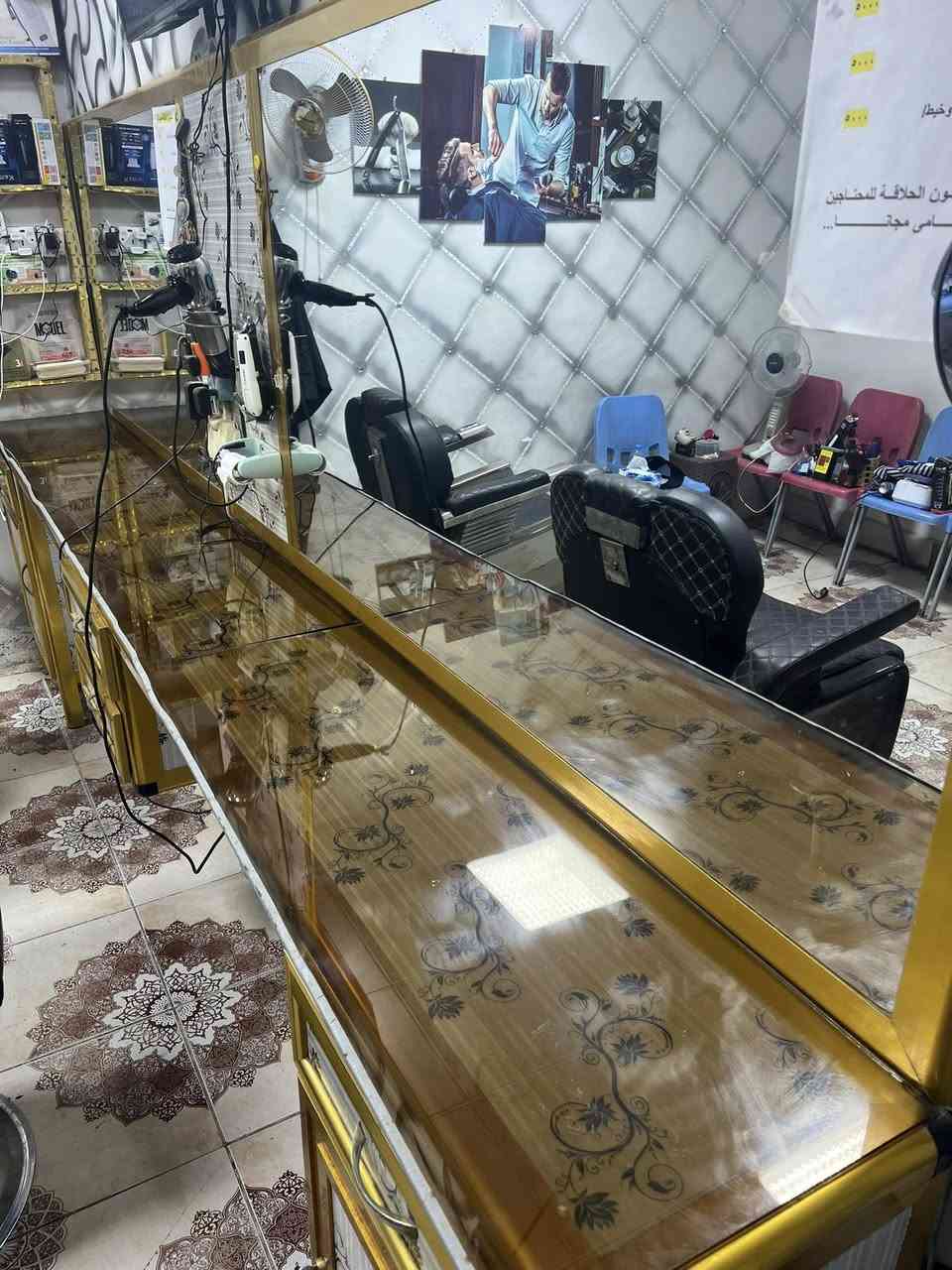 مرايات  العدد ٢ ميز طويل ملحوم  كله المنيوم وشغل مرتب وقوي ونضيف مجرات ٣ وبيبان ٢ ونضافته 90 وسعر قيم وخذ مكاني البصره امعقل  ***********
