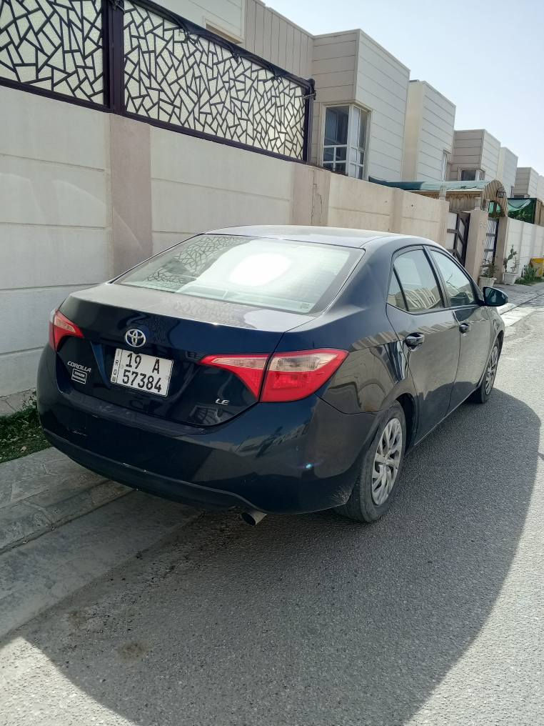 كورولا وارد امريكي 2017 ازرق غامق
حادث امريكا باب خلف السائق و هنا حادث جنطة و جاملغ خلفي ايسر مصلح.
مواصفات LE محرك 1800 
السيارة نظيفة و مرتبة تبريد ثلج 
رقم جديد أوربي
و السعر بيه مجال بسيط للي يشتري
للاتصال ***********
مكانها كربلاء كربلاء, العراق
