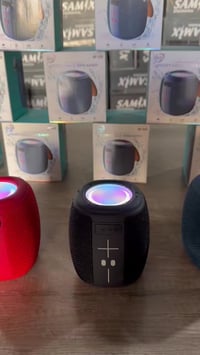 سبيكر Okop • اضاءة ملونة • ٣-٤ ساعة