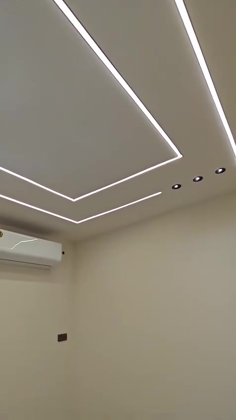 ⚡

🔹 نـخدمكم بخبرة ودقّة 🔹

📌 أعمالنا تشمل:

✔ تأسيس الكهرباء للمنازل والمحلات
✔ تأسيس وتمديدات الماء
✔ صيانة أعطال الكهرباء والماء
✔ شدّ السبالت وتركيبها
✔ صيانة عامة وسريعة
✔ عمل مرتب وأسعار مناسبة

💯 شغل نظيف — سرعة بالإنجاز — التزام بالمواعيد

📞 للحجز والاستفسار:
***********
***********

📍 كادر الخوّة بخدمتكم بأي وقت

━
