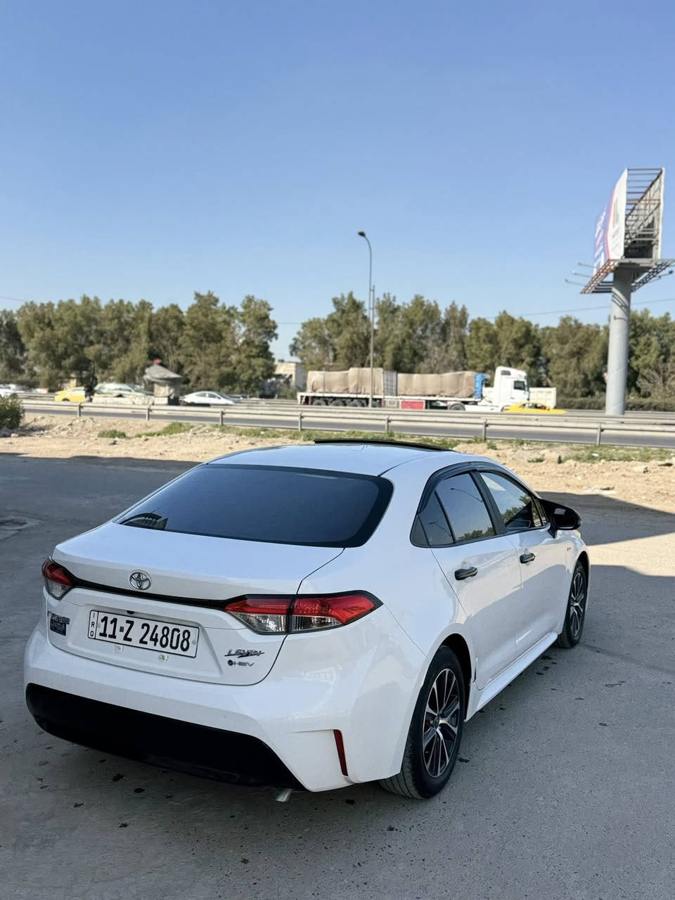 كورلا هايبرد موديل 2024 داخل احمر
ماشيه ١٩k
كفاله من الفتح والصبغ فقط بارد حافة البنيد ورصعه بل جاملغ الامامي
رقم بغداد ب اسمي 
بصمه و سلايد 
شاشه كبيره و حساس امامي و خلفي 
تبريد شاشه
رادار امامي و خلفي 
محرك 1.800 
لد امامي و خلفي 
و بعد بيه موصفات 
السعر 144
مكاني بغداد الدورة
رقمي ***********
